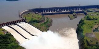 REABRIERON LAS COMPUERTAS DEL VERTEDERO DE LA REPRESA DE ITAIPÚ POR EL AUMENTO DEL CAUDAL DEL RÍO PARANÁ