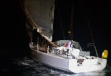 TRAGEDIA A BORDO: TRIPULANTE QUEDÓ ENGANCHADO EN LA VELA Y ESTUVO TODA LA NOCHE COLGANDO DEL MÁSTIL BOCA ABAJO Y DESPUES DE 17 HORAS MURIÓ