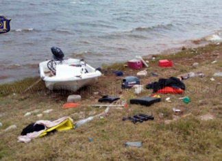 UNA LANCHA DA VUELTA DE CAMPANA EN LA NOCHE DEL DIQUE CABRA CORRAL Y MUERE UN PESCADOR