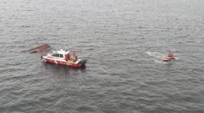 ASCIENDEN A SEIS LOS MUERTOS POR EL HUNDIMIENTO DE UN BARCO EN RÍO DE JANEIRO