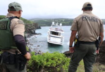 SE HUNDEL EL YATE SUNSEEKER VARADO EN HAWAI