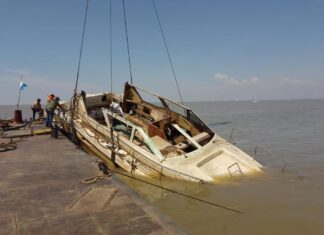 REFLOTAN “GITANO”, EL YATE DE 52 PIES QUE SE HUNDIÓ FRENTE A OLIVOS EN DICIEMBRE