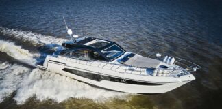 TV – HOY EN ESLORAS PRESENTAMOS EL KLASE A 52 HARD TOP