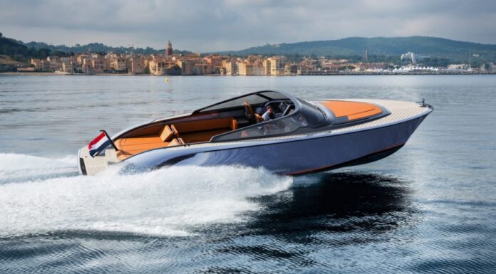 YACHT – SE PRESENTÓ LA NUEVA WAJER 44