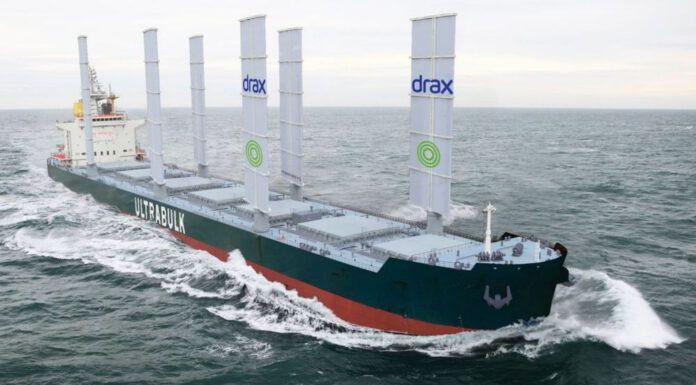 ALAS DE AVIÓN DE 20 METROS PARA PROPULSAR LOS BARCOS Y HACERLOS MÁS LIMPIOS