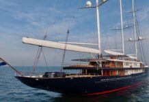 “KORU”, EL NUEVO Y LUJOSO VELERO DE JEFF BEZOS RECALA EN LA BAHÍA DE PALMA: ES LA MAYOR GOLETA DEL MUNDO