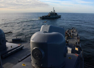 UIDADES DE LA FLOTA DE MAR EFECTUARON ACTIVIDADES DE ADIESTRAMIENTO EN EL MAR