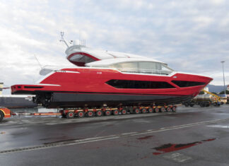 AB YACHTS LANZA EL NUEVO AB100, HULL 196