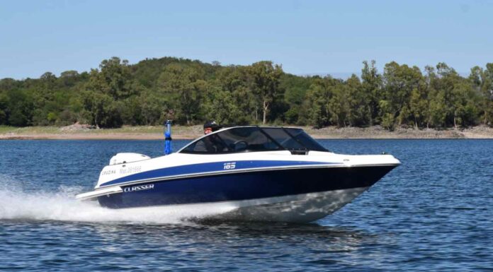 CLASSER 165, UN LANCHA DINÁMICA, DEPORTIVA Y CON GRAN PERSONALIDAD (VIDEO)