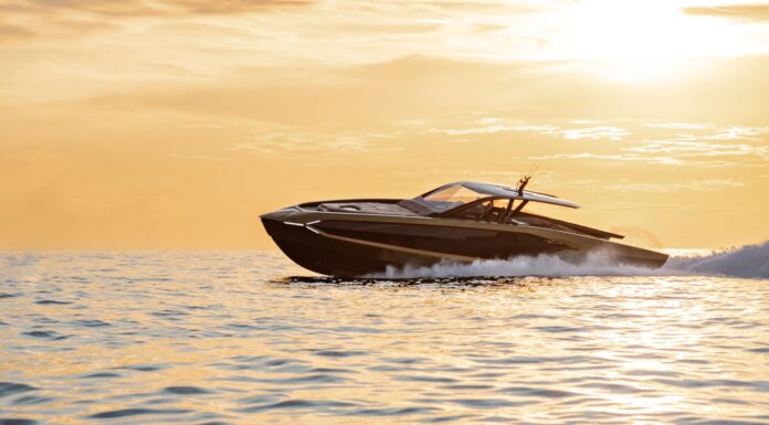 TECNOMAR FOR LAMBORGHINI 63: SEGUNDA ENTREGA EN MIAMI PARA THE ITALIAN SEA GROUP