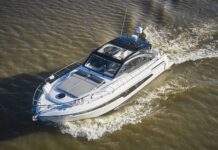 UN HARD TOP DE LUJO, EL KLASE A 52