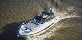 UN HARD TOP DE LUJO, EL KLASE A 52