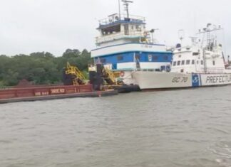 LAS BARCAZAS QUE SE HUNDIERON EN EL PARANÁ NO COMPLICAN LA NAVEGACIÓN Y DUDAN QUE PUEDAN SER RECUPERADAS