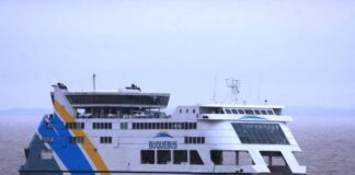 “PENOSO ESTADO”: LA ADUANA ORDENÓ LA BAJA DE UNA DE LAS EMBARCACIONES DE BUQUEBUS