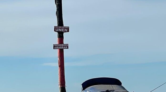 ¿SE PUEDE AMARRAR A UNA BALIZA O BOYA EN EL RÍO?