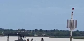 ¿POR QUÉ ESTÁ PROHIBIDO AMARRARSE A UNA BOYA O BALIZA?