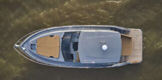 TV – HOY EN ESLORAS PRESENTAMOS EL SPORT CRUISER KLASE A 37 HT