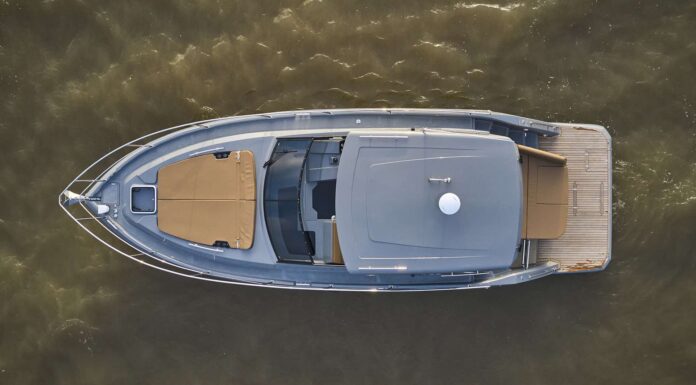 TV – HOY EN ESLORAS PRESENTAMOS EL SPORT CRUISER KLASE A 37 HT