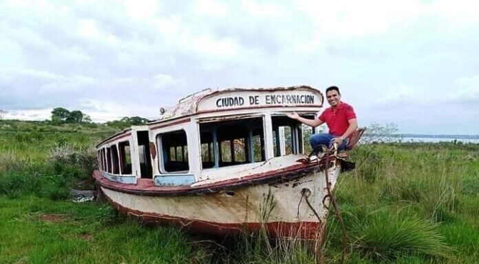 LA LANCHA QUE UNIÓ LAS VIDAS DE MILES DE PERSONAS: EL TRISTE DESTINO DE “CIUDAD DE ENCARNACIÓN”