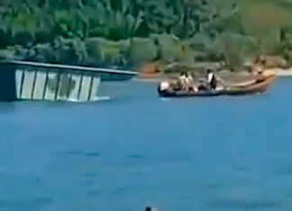 EL TRASLADO DE UNA PISCINA SOBRE EL RÍO PARANÁ DIO QUE HABLAR EN LAS RRSS