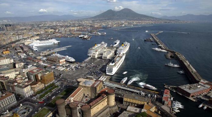 NÁPOLES VETA A LOS MILLONARIOS Y SUS YATES DE SU PUERTO