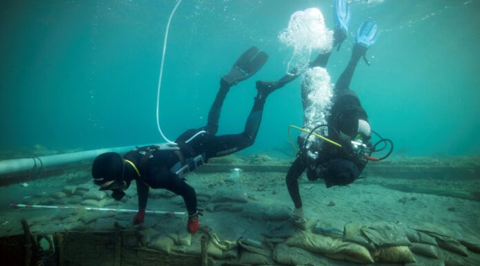 ARQUEOLÓGOS ESPAÑOLES PLANEAN RESCATE DE NAUFRAGIO FENICIO DE 2500 AÑOS DE ANTIGUEDAD