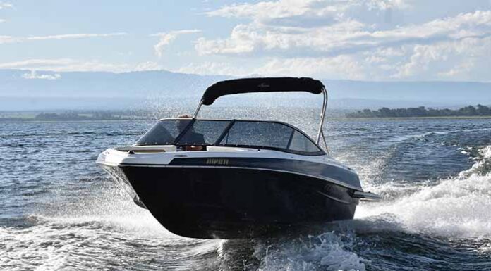 TV – HOY EN ESLORAS PRESENTAMOS LA LANCHA CLASSER 170 DEL ASTILLERO FUENTES