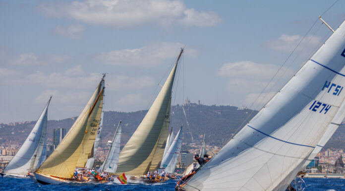 REGATA PUIG, UN ESPECTÁCULO DE VELAS: 50 VELEROS CLÁSICOS DESAFÍAN LAS OLAS EN BARCELONA
