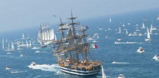 EL BUQUE ESCUELA AMERIGO VESPUCCI LLEGA A BUENOS AIRES