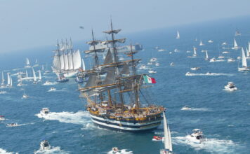 EL BUQUE ESCUELA AMERIGO VESPUCCI LLEGA A BUENOS AIRES