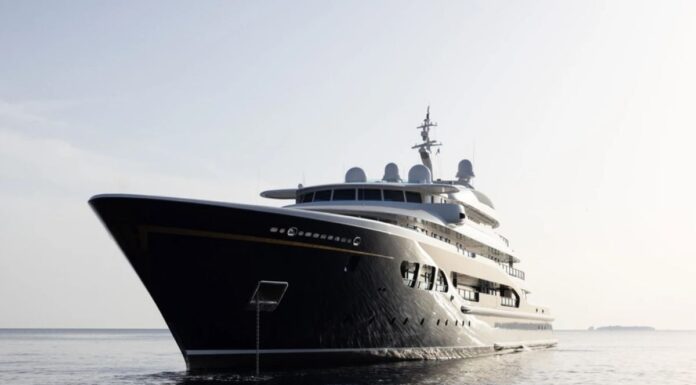 CARINTHIA VII, UNA JOYA DE LUJO DE LURSENN