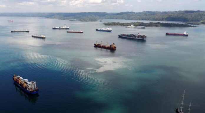 CONGESTIÓN MASIVA EN EL CANAL DE PANAMÁ YA AFECTA EL COMERCIO GLOBAL