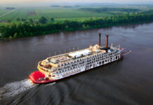 LOS BARCOS A VAPOR NO HAN MUERTO: ASÍ ES EL IMPRESIONANTE AMERICAN QUEEN, EL MAYOR BUQUE DE SU TIPO JAMÁS FABRICADO