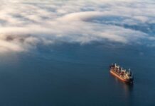 ESTAS SON LAS ZONAS DEL PLANETA DONDE LOS BARCOS APAGAN SUS GPS PARA NO SER VISTOS