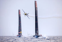 VIDEO – EL RASANTE Y ACROBÁTICO VUELO DE DARIO COSTA ENTRE DOS BARCOS DE LA COPA AMÉRICA