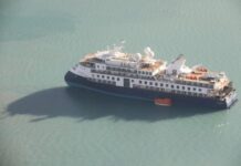 EL CRUCERO DE EXPEDICIÓN “OCEAN EXPLORER” ENCALLÓ EN GROENLANDIA