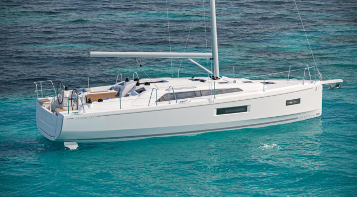 NUEVOS VELEROS – OCEANIS 37.1