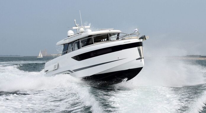 PRESENTACIÓN WELLCRAFT 435: CUANDO EL LUJO SE ENCUENTRA CON LA AUDACIA