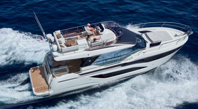 YACHTS – PRESTIGE F4, LA PRUEBA DE UN CAMPEÓN