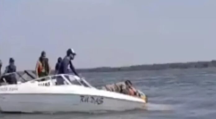 PIRAGUA SE HUNDIÓ AL SER EMBESTIDA POR OTRA LANCHA EN EL PARANÁ