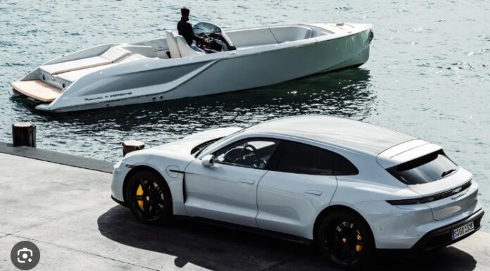 FRAUSCHER Y PORSCHE PRESENTAN EL PRIMER BARCO DE PRODUCCIÓN FANTOM AIR