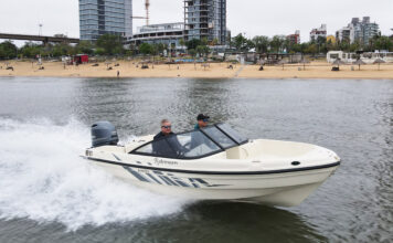 TV – ESLORAS PRESENTA EL ROBINSON MANTRA CON YAMAHA 60 HP Y EL NUEVO FAIRLINE TARGA 58