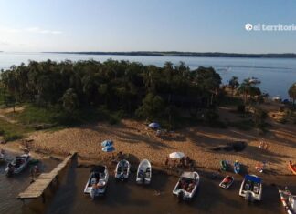 POSADAS – BUSCAN RECUPERAR LA ARENA PERDIDA DE LA ISLA DEL MEDIO POR LA SUBA DEL PARANÁ