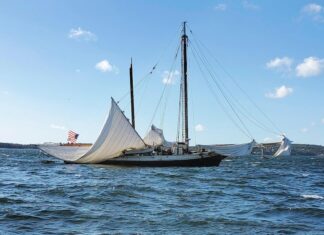 ESTADOS UNIDOS – ACCIDENTE MORTAL EN UNA GOLETA DE 140 AÑOS
