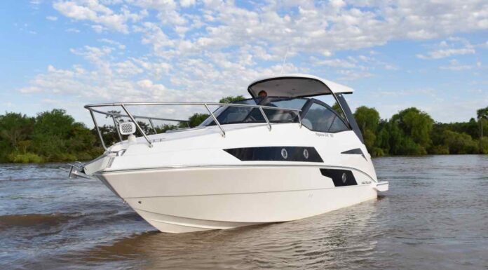 TV – HOY EN ESLORAS PRESENTAMOS EL RAGAZZA DUE 780 DE NAUTIGLASS