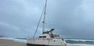 EL MISTERIOSO VIAJE DE “LUCKY CAT”, EL CATAMARÁN QUE HA LLEGADO A GALICIA SIN TRIPULACIÓN