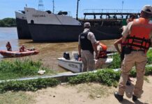 PREFECTURA ASISTIÓ A TRES DEPORTISTAS NÁUTICOS EN EL RÍO PARANÁ