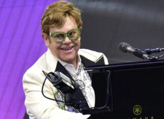 ELTON JOHN OFRECE UNA ACTUACIÓN PRIVADA DE FERRETTI EN VENECIA