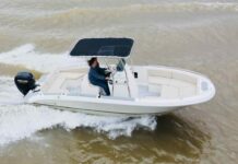 TV – HOY EN ESLORAS PRESENTAMOS LA SILVER 210 CON CONSOLA CENTRAL