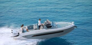 RANIERI NEXT 275 LX: ÚNICO ITALIANO NOMINADO AL PREMIO AL MEJOR BARCO DEL AÑO DE MENOS DE 10 METROS DE ESLORA